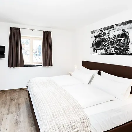 Hoefle Apartment *